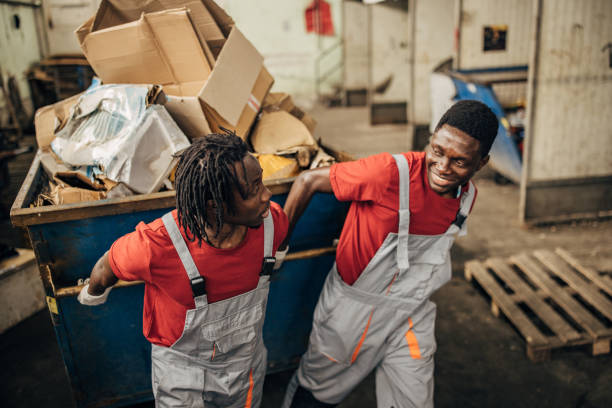 Best Commercial Cleanout Services  in Hawaiian Gardens, CA